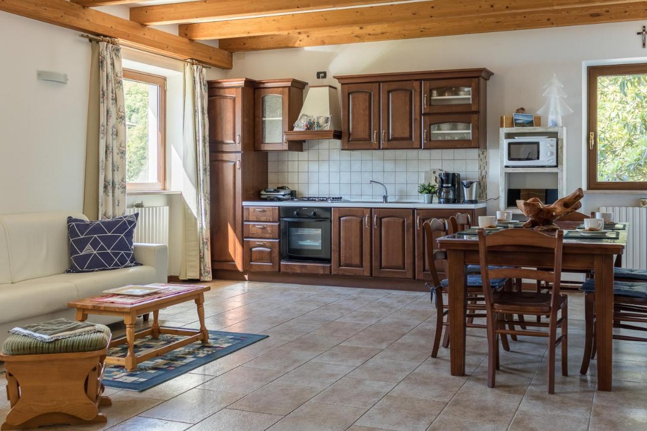 Malga Mary Villa Tignale Buitenkant foto